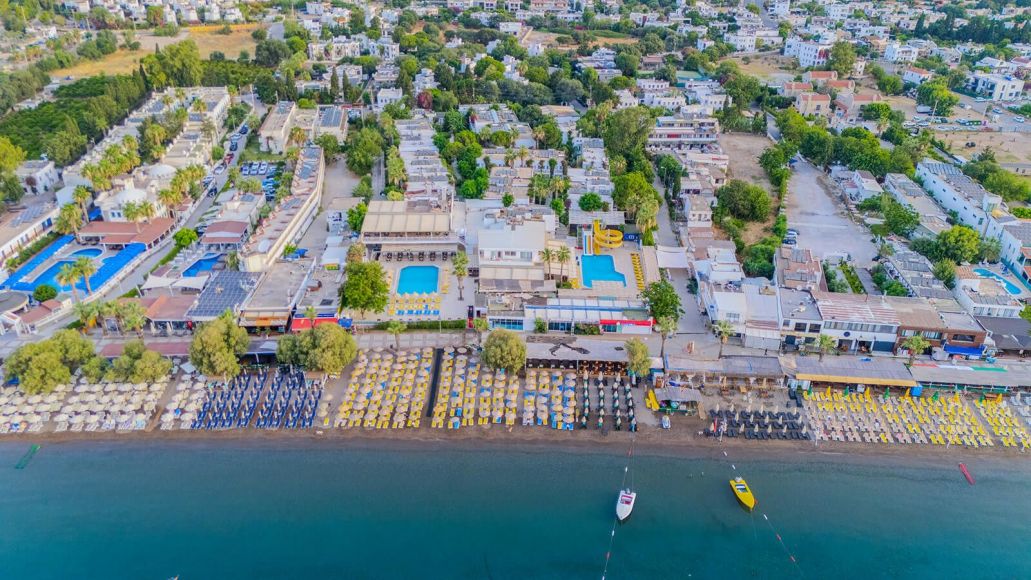 PETUNYA BEACH RESORT