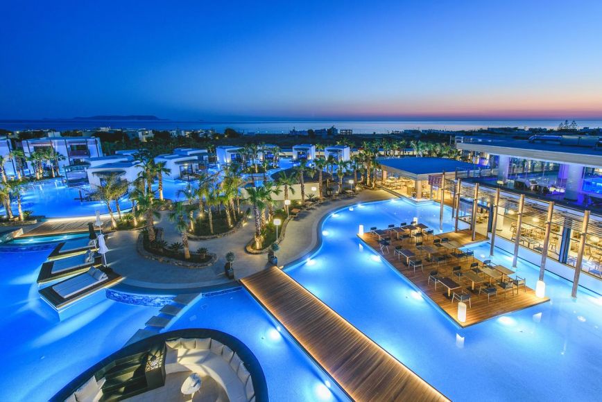 STELLA ISLAND LUXURY RESORT AND SPA