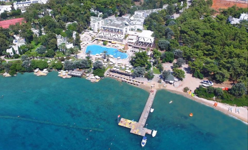 DOUBLE TREE BY HILTON BODRUM ISIL CLUB