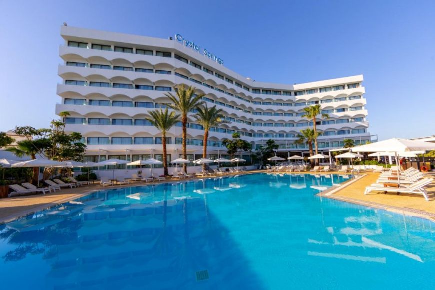 CRYSTAL SPRINGS BEACH HOTEL